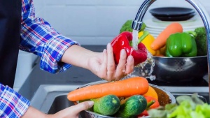 Headline:
Produce Prep Pitfalls: Avoid These 7 Common Fruit and Vegetable Washing Mistakes