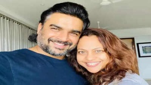 R. Madhavan and Sarita Birje Celebrate Onam 2025: Couple's Traditional Attire and Heartfelt Wishes Win Over Fans