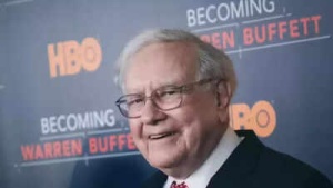 Warren Buffett's Longevity Secrets at 95: The Billionaire's Unconventional Path to Health and Happiness.