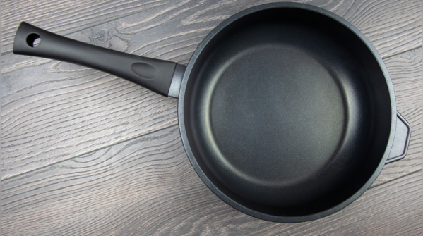 Teflon-coated non-stick pans