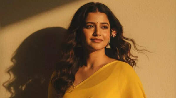 Type in your dream saree vision