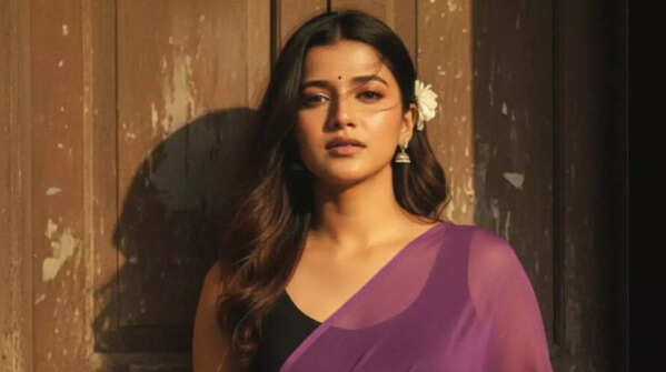 ​Why the saree deserves this spotlight