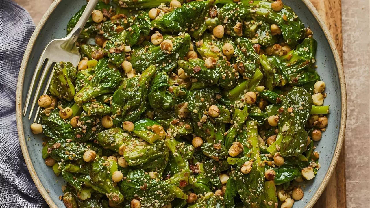 Leafy greens (spinach, kale)
